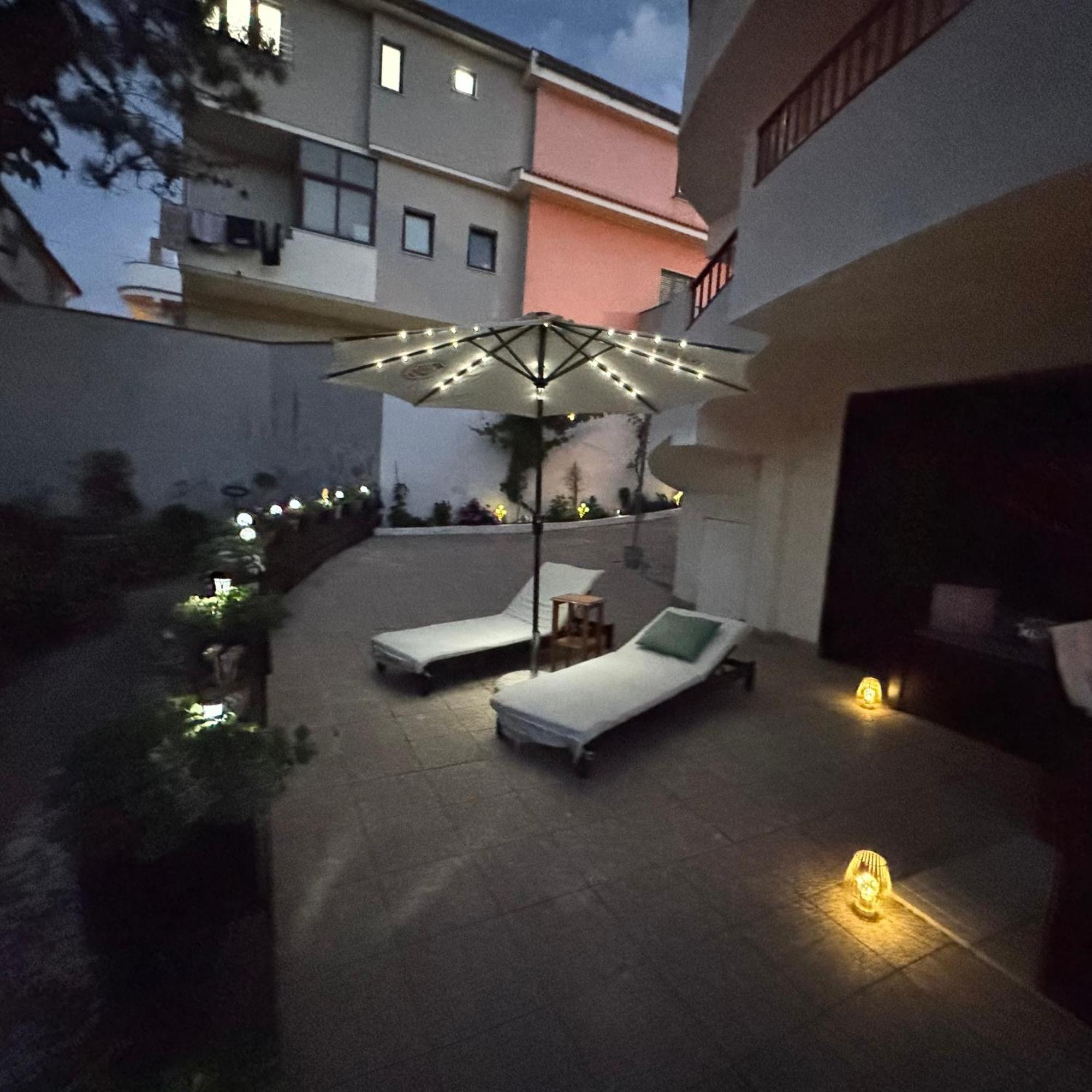Appartement La Casa Di Wioletta à Barcellona-Pozzo di Gotto Extérieur photo