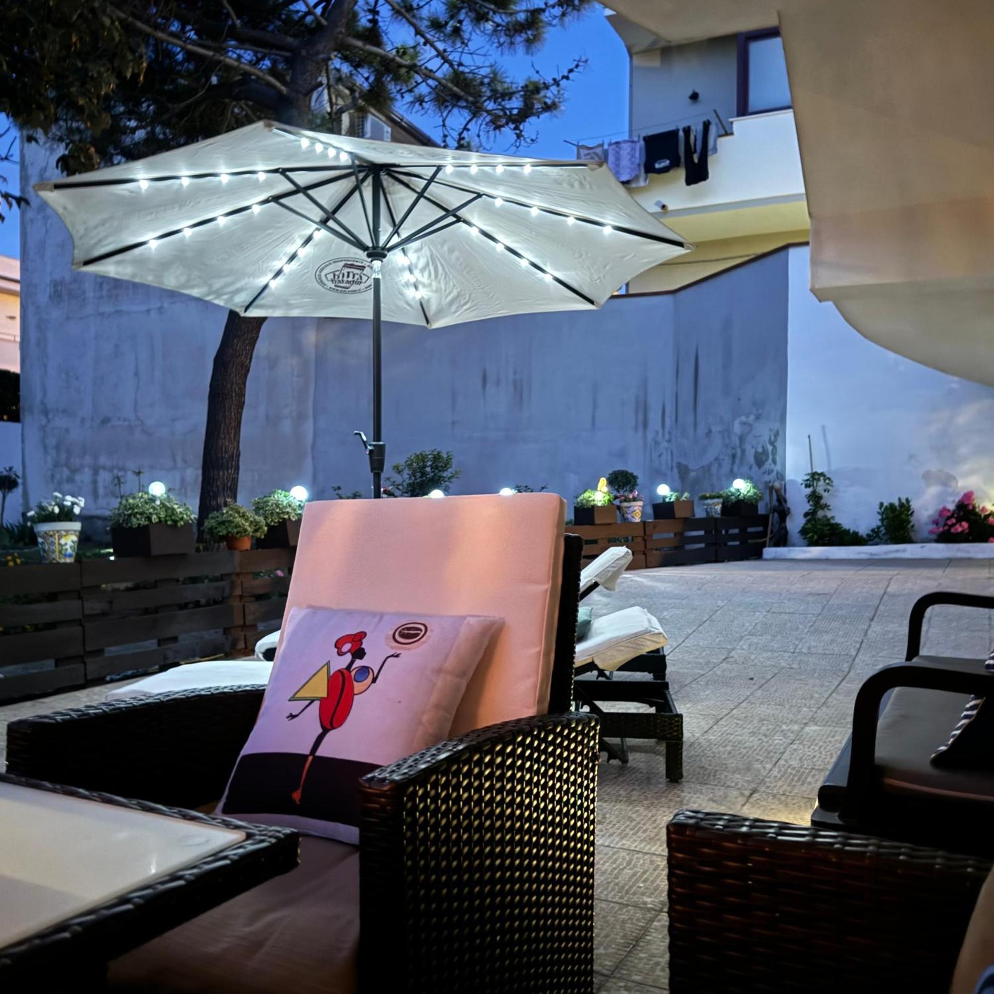 Appartement La Casa Di Wioletta à Barcellona-Pozzo di Gotto Extérieur photo